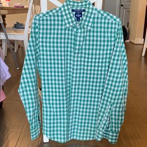 Men’s Checkered button down dress shirt